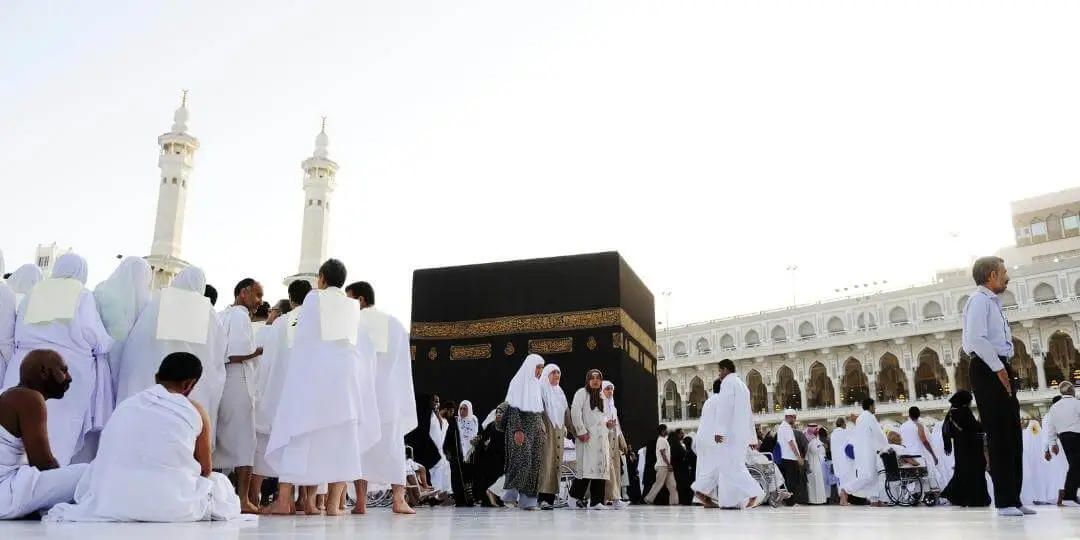 Pilgrims-for-Umrah